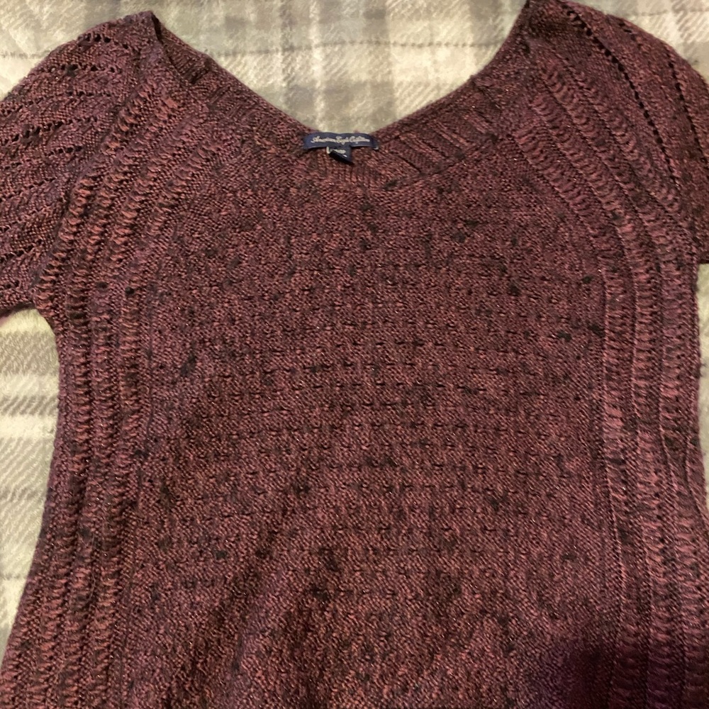 American Eagle Burgundy Flowy Light Sweater